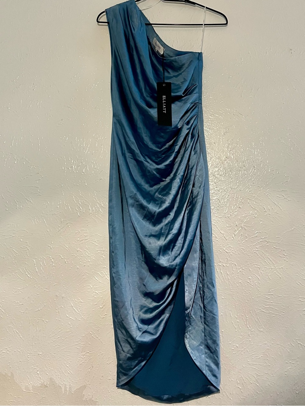 Elliatt One-Shoulder Draped Satin Dress in Teal